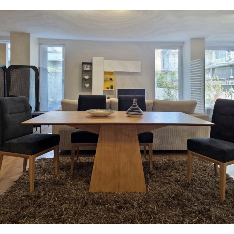 ΤΡΑΠΕΖΙ AURORA